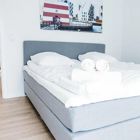 Spacious 1-bed W. Private Terrace * Odense